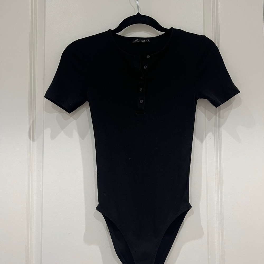 Tank Top type black bodysuit. Cotton fabric